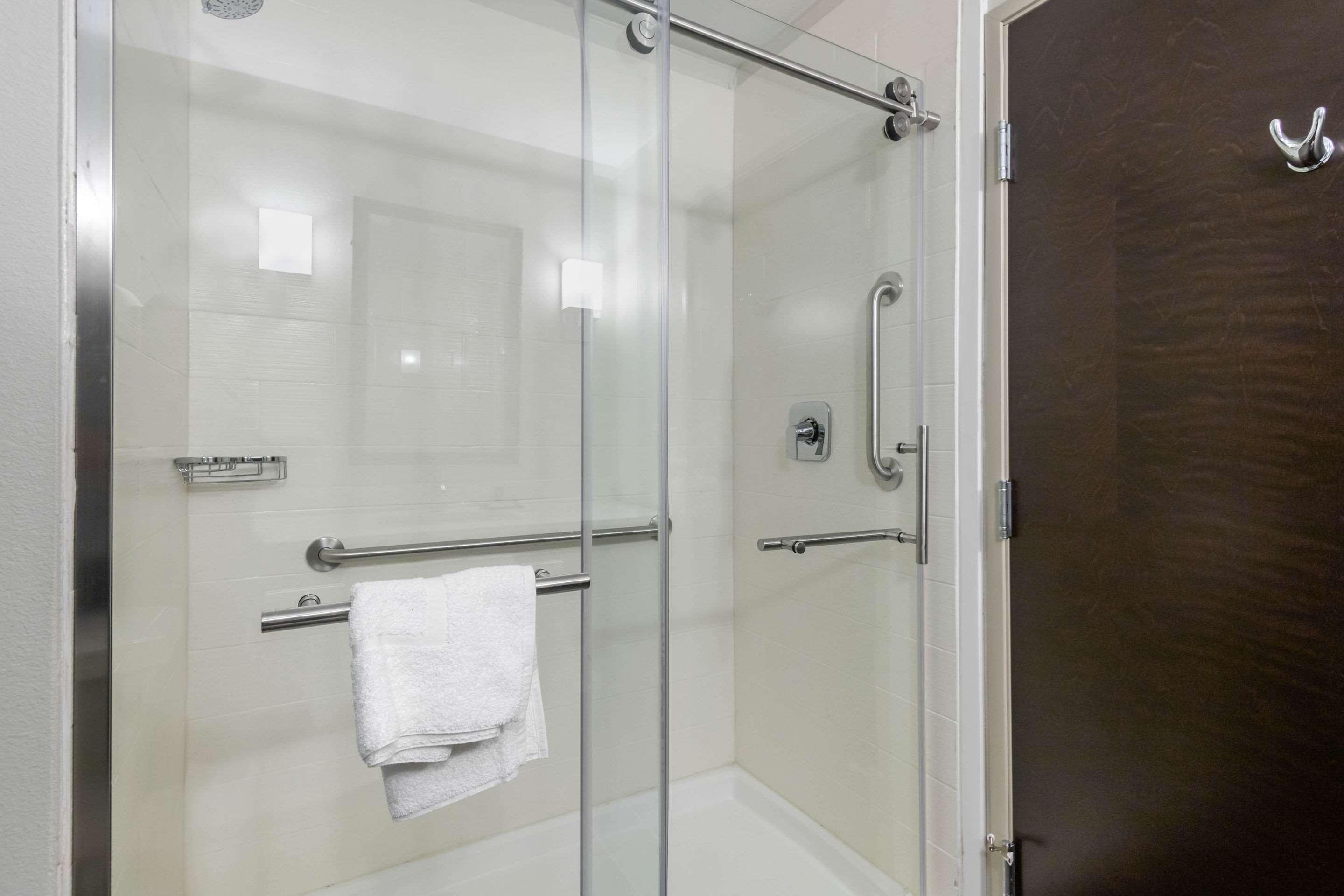 Sleep & Bricktown - Near Medical Center Hotel 2*